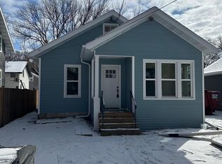 1206 University Dr S, Fargo, ND 58103