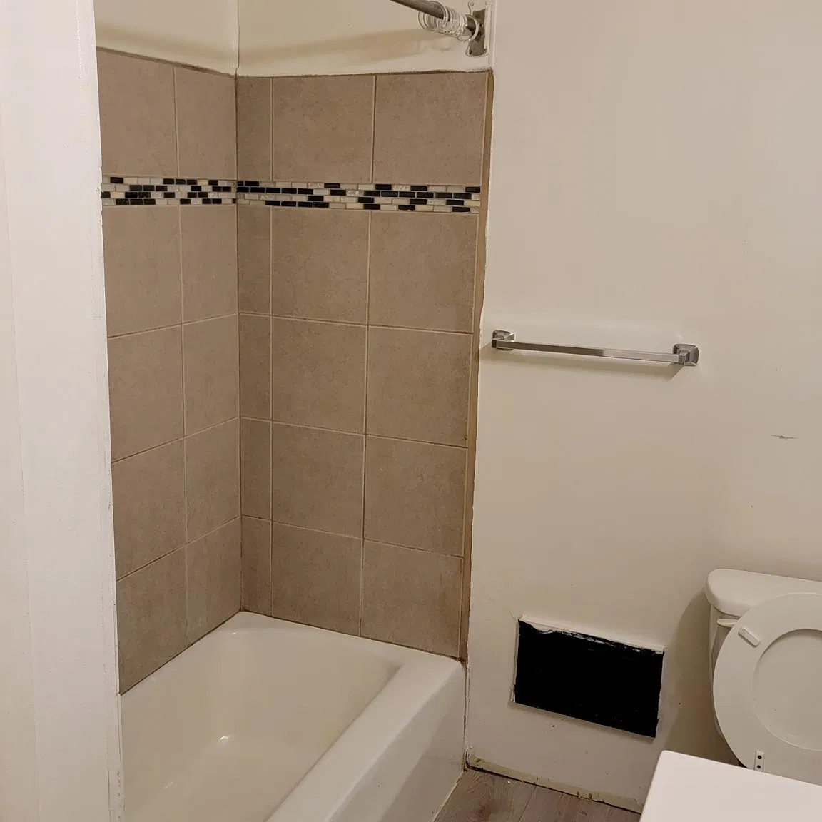 1 bed, 500 sqft, $1,100 — Photo 2