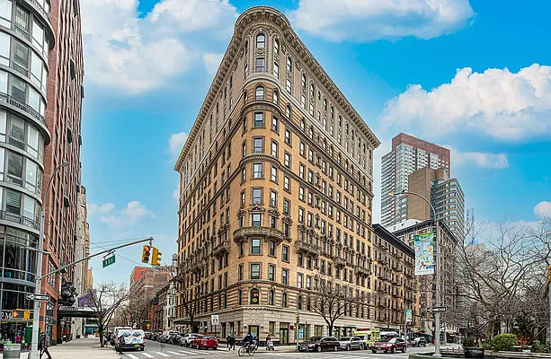 Rented by REAL New York | media 40