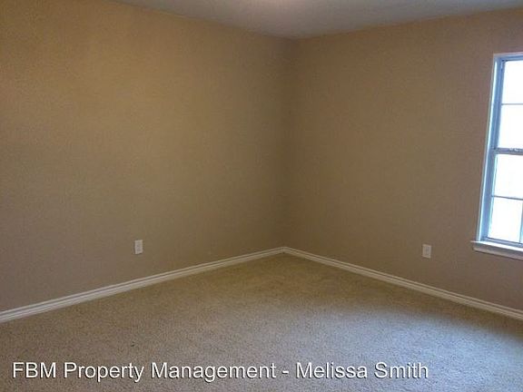 4th image of 1400 Northwood Blvd APT C