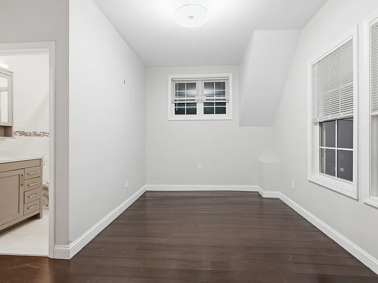 318 Concord Ave #318 — Photo 51