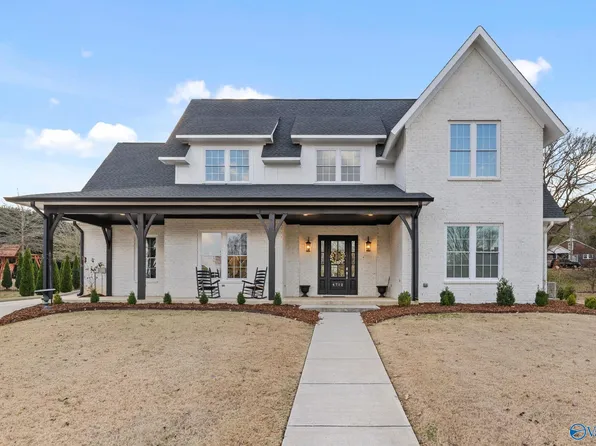 4712 Slalom Run SE, Owens Cross Roads, AL 35763