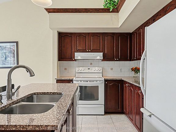 4th image of 4 Burnstead Cres