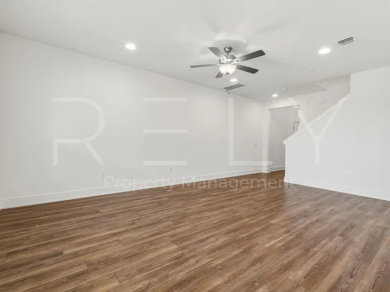 11202 Gadsen Ln #67 — Photo 7