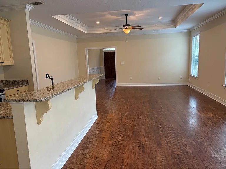 2522 Manassas Way — Photo 5