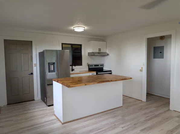 81-1061 Captain Cook Rd #2, Captain Cook, HI 96704