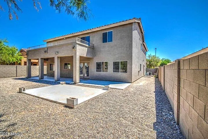 17584 W Acacia Ct — Photo 39