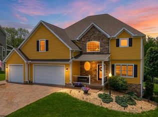 411 N Harwich Cir, Morgantown, WV 26508