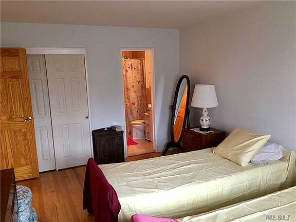 3rd image of 8610 151st Ave APT 4L