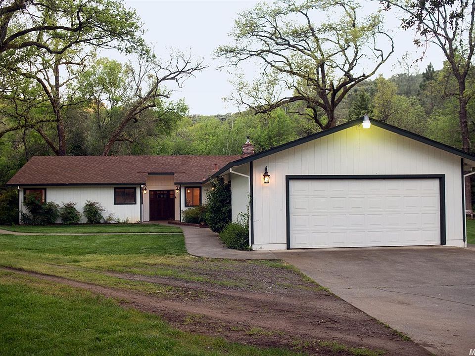 2nd image of 1950 Sweet Valley Rd