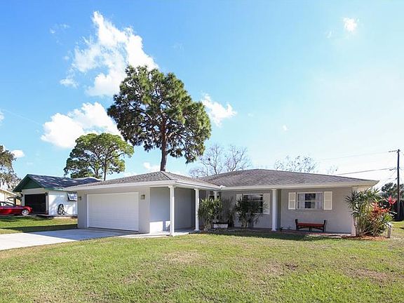 2nd image of 1045 Acacia Dr