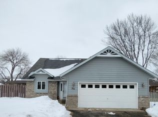 301 10th St N, Sartell, MN 56377