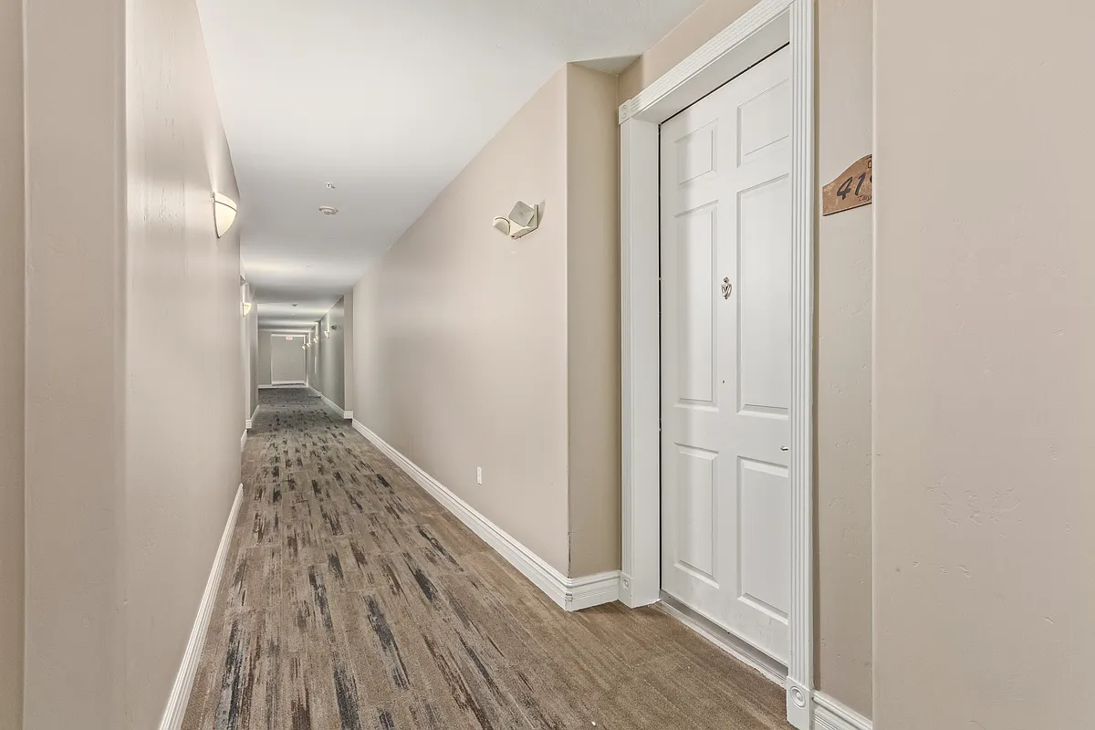 Building Photo - 5450 E Deer Valley Dr #4199