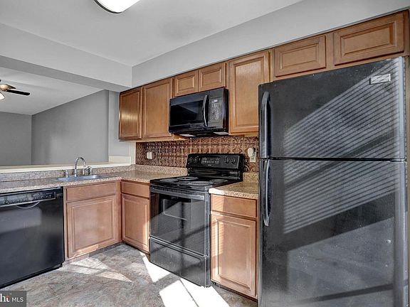 3rd image of 2410 Kevsway Ct