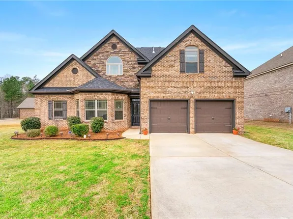 3310 Alhambra Cir, Hampton, GA 30228