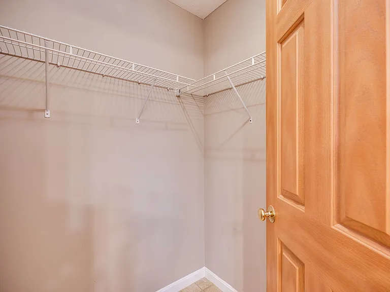2043 Pine Forest Dr — Photo 6