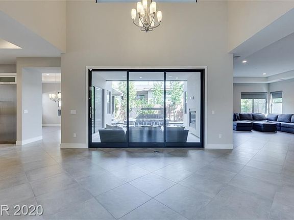3rd image of 72 Grey Feather Dr
