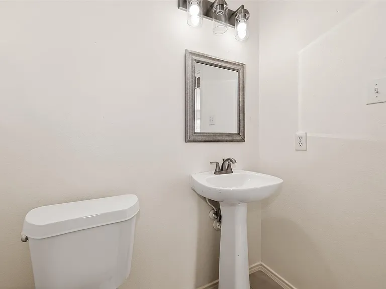 3807 Brook Garden Ln — Photo 21