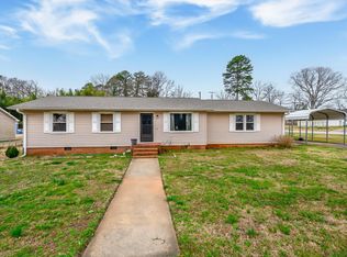 127 W Belvedere Rd, Greenville, SC 29605