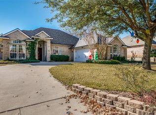 113 Montreal Dr, Hurst, TX 76054