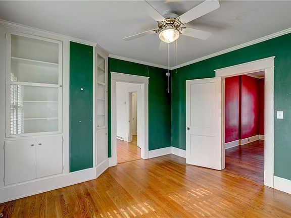 5th image of 1104 Elwell Ave