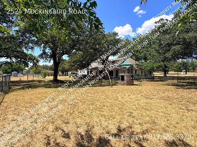 2524 Mockingbird Rd — Photo 45