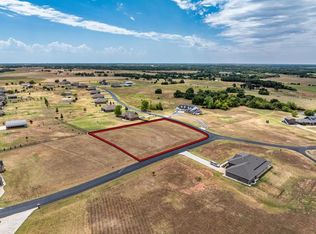 7370 Hawk Ln #12, Guthrie, OK 73044