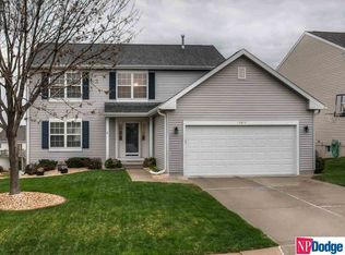 15915 T St, Omaha, NE 68135