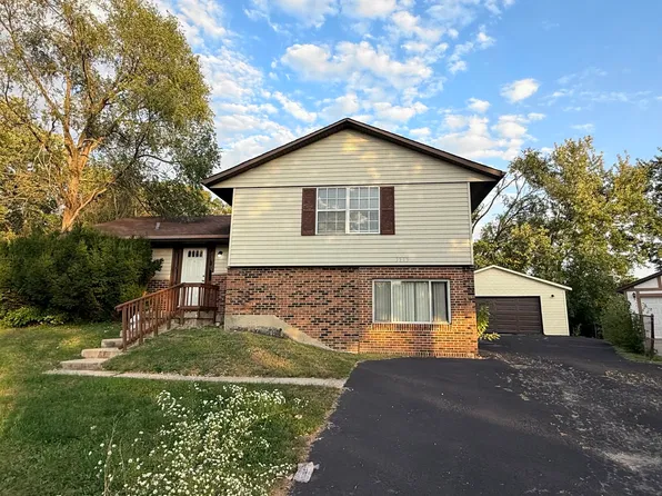 3515 Bordeaux Ct, Hazel Crest, IL 60429