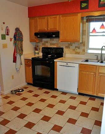 4th image of 11372 Crest Ln S