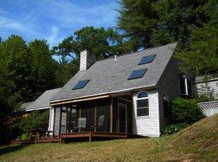 49 Little Shore Dr, Madison, NH 03849