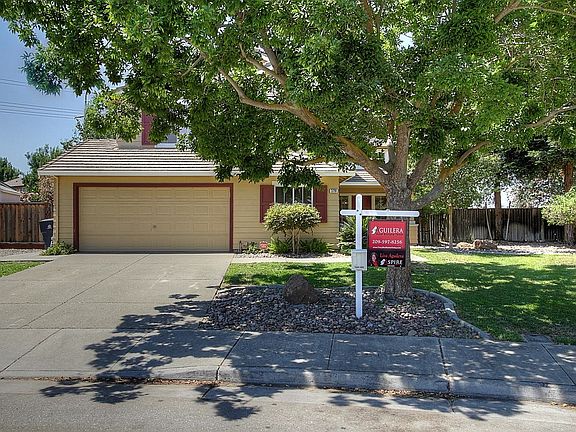 3rd image of 3791 Farnham Dr