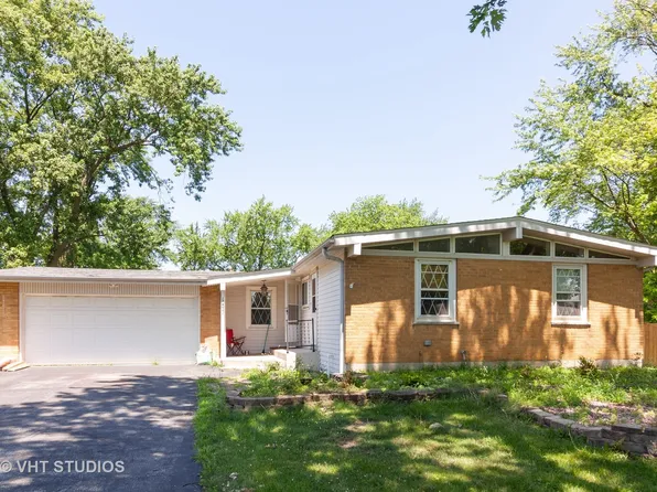 17W062 Hawthorne Ave, Bensenville, IL 60106