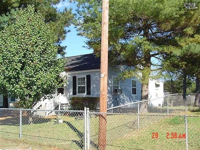 2nd image of 255 Chestnut St