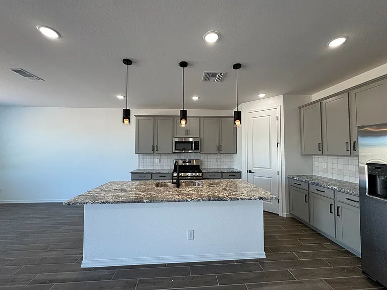 7606 W Smoketree Dr — Photo 35
