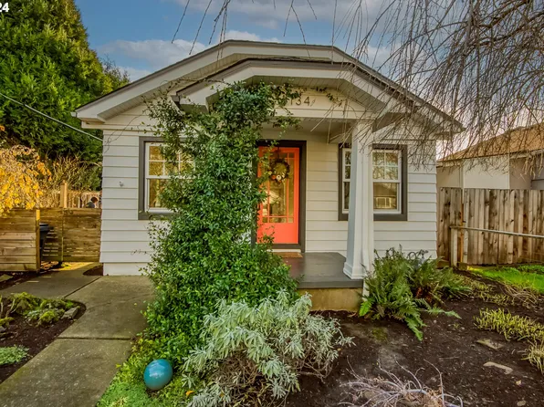 6134 N Lovely St, Portland, OR 97203
