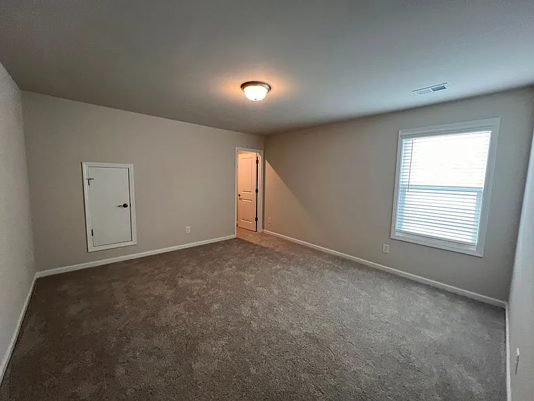293 Mansell Park — Photo 35