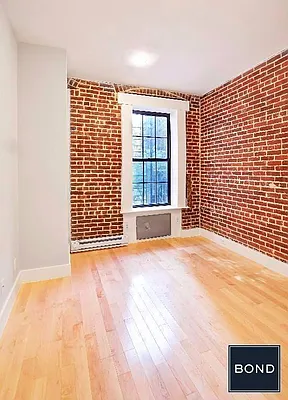 Rented by Bond New York | media 20