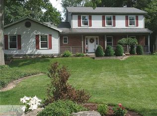 59 E Newman Rd, Williamston, MI 48895