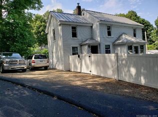14 Graham St, Bristol, CT 06010