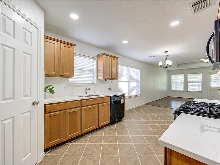 24626 Cornell Park Ln — Photo 8