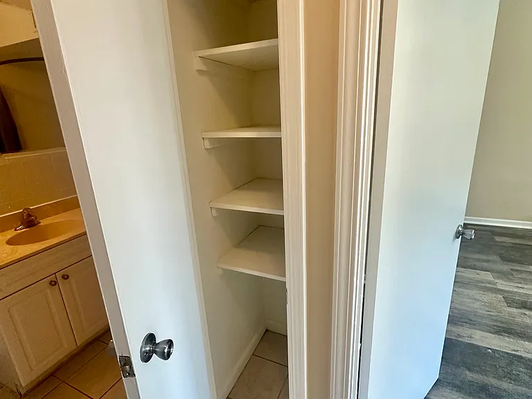 6325 N Sheridan Rd #505 — Photo 12