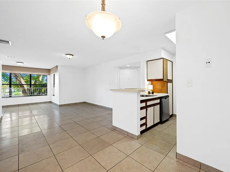 2906 S University Dr #10204 — Photo 7