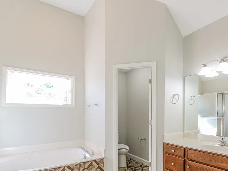 1470 Cider House Ln — Photo 12