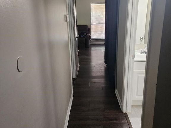 3rd image of 3385 Lone Rock Dr