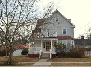 158 Arnold Ave, Cranston, RI 02905