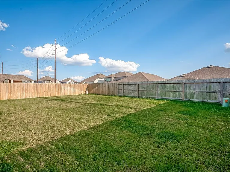 24411 Skytrail Dr — Photo 44