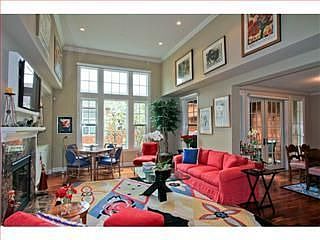 3rd image of 325 Channing Ave APT 303