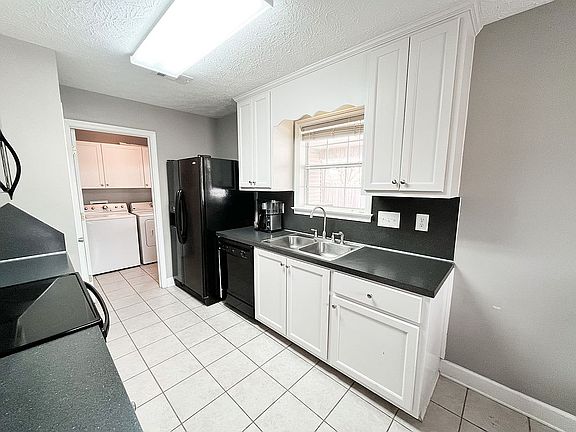 3rd image of 1814 Aspen Way