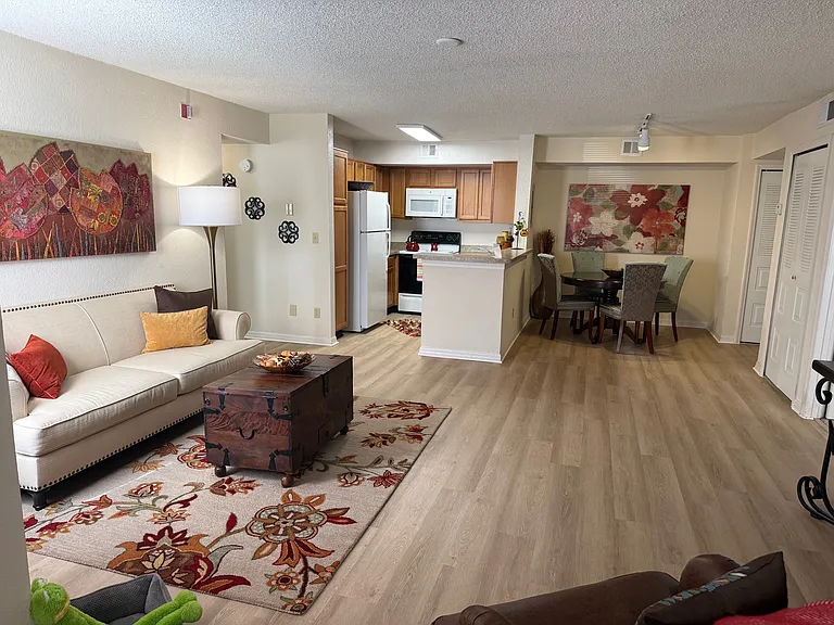 River Park Apartments — Photo 71